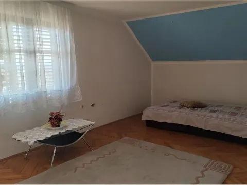 Prodaja, kuća, 135m², Niš, Srbija - image 27