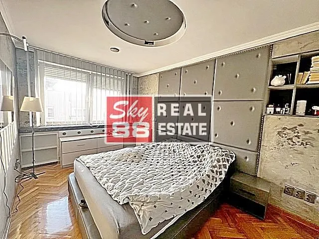 Prodaja, dvosoban stan, 50m², Kalenić Pijaca, Vračar Sve Podlokacije