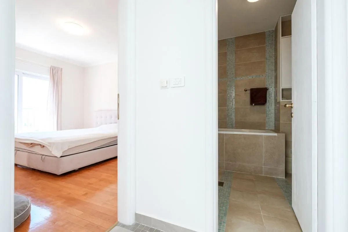 Sale, one bedroom apartment, 65m², Budva, Crna Gora