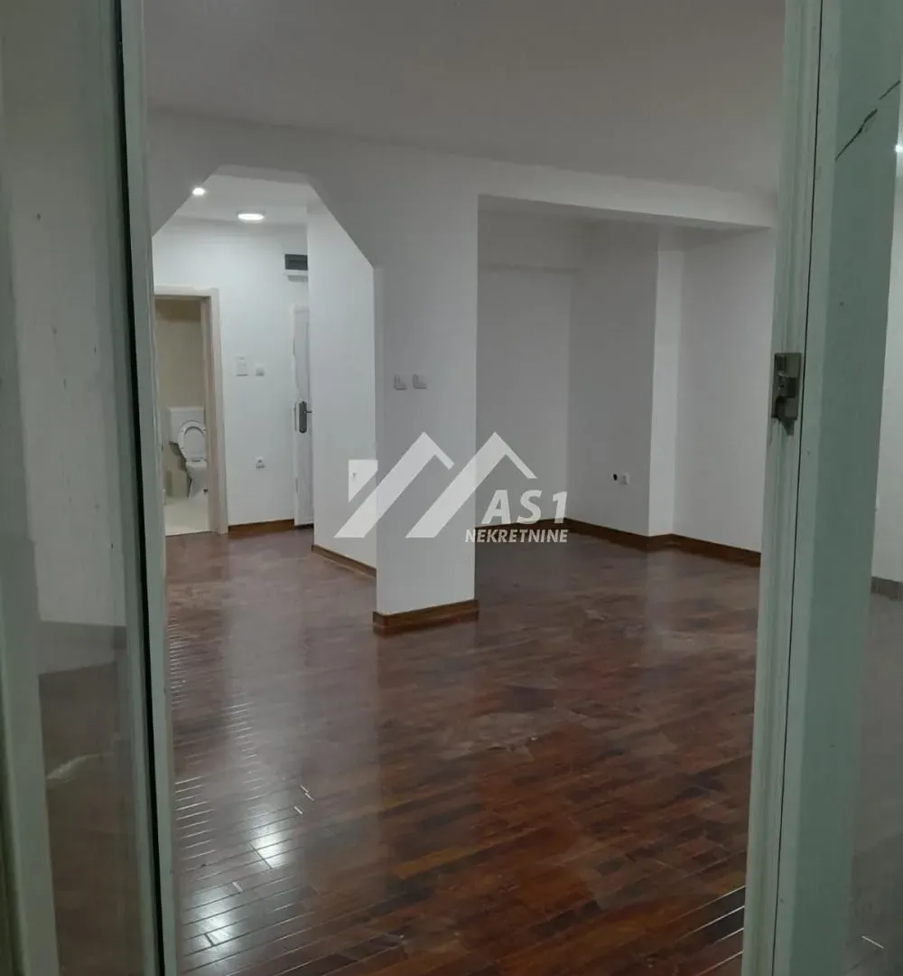 Prodaja, trosoban stan, 78m², Vrbas, Novi Sad