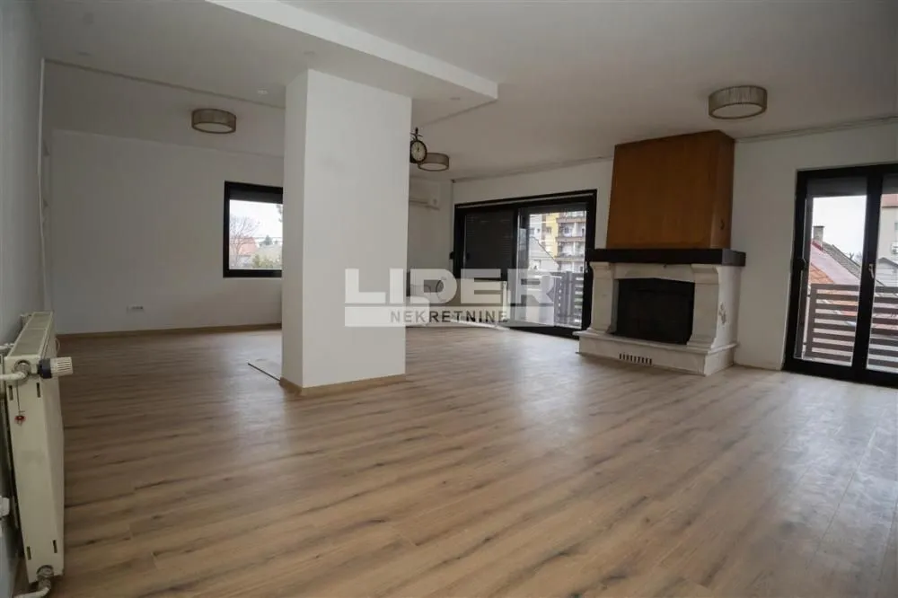 Prodaja, trosoban stan, 111m², Palilula Sve Podlokacije, Beograd