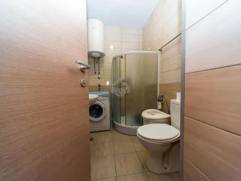 Izdavanje, jednosoban stan, 43m², Ljubović, Podgorica - image 7