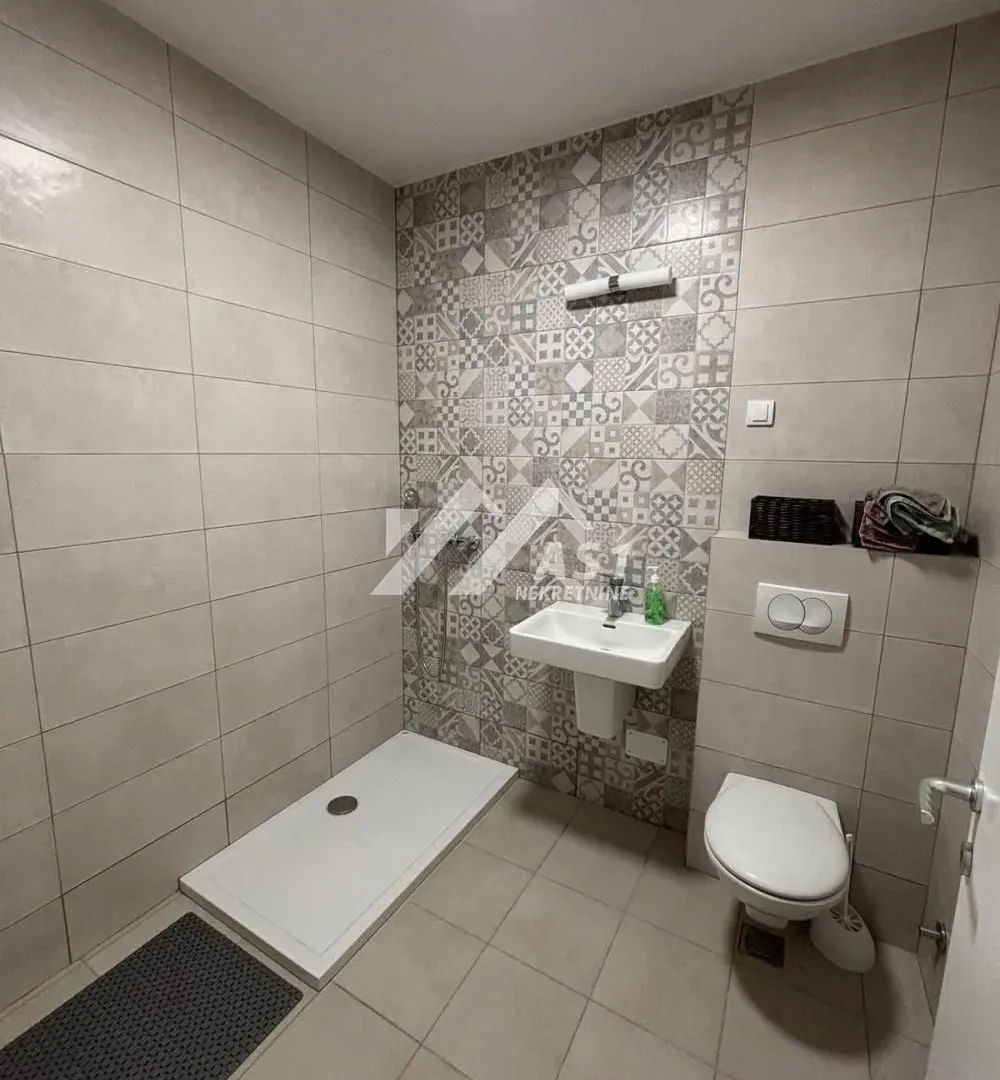 Rent, office space, 125m², Telep, Novi Sad Sve Podlokacije