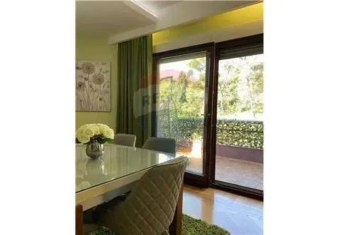 Prodaja, trosoban stan, 136m², Centar, Podgorica - image 9