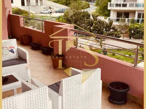 Izdavanje, jednosoban stan, 84m², Bonići, Tivat - image 10