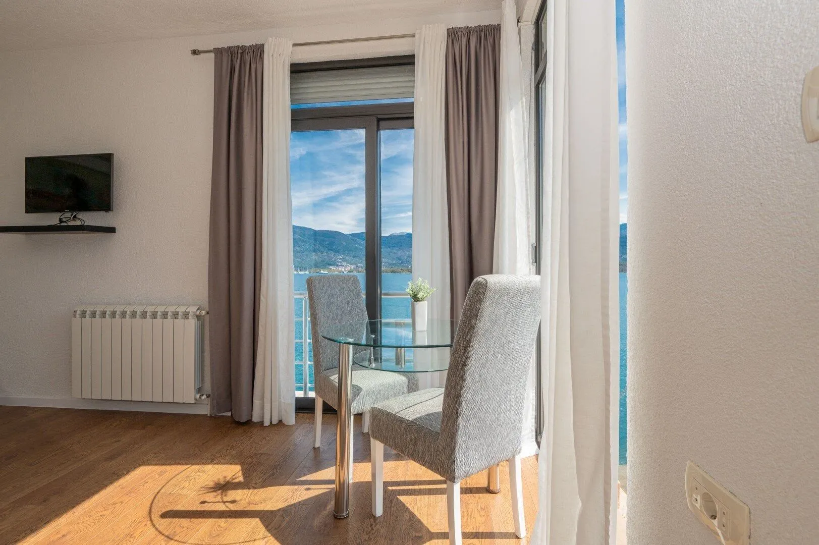 Sale, house, 172m², Kotor, Crna Gora