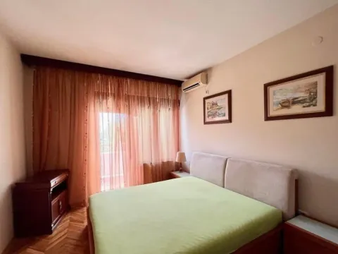 Prodaja, kuća, 200m², Gorica C, Podgorica - image 18