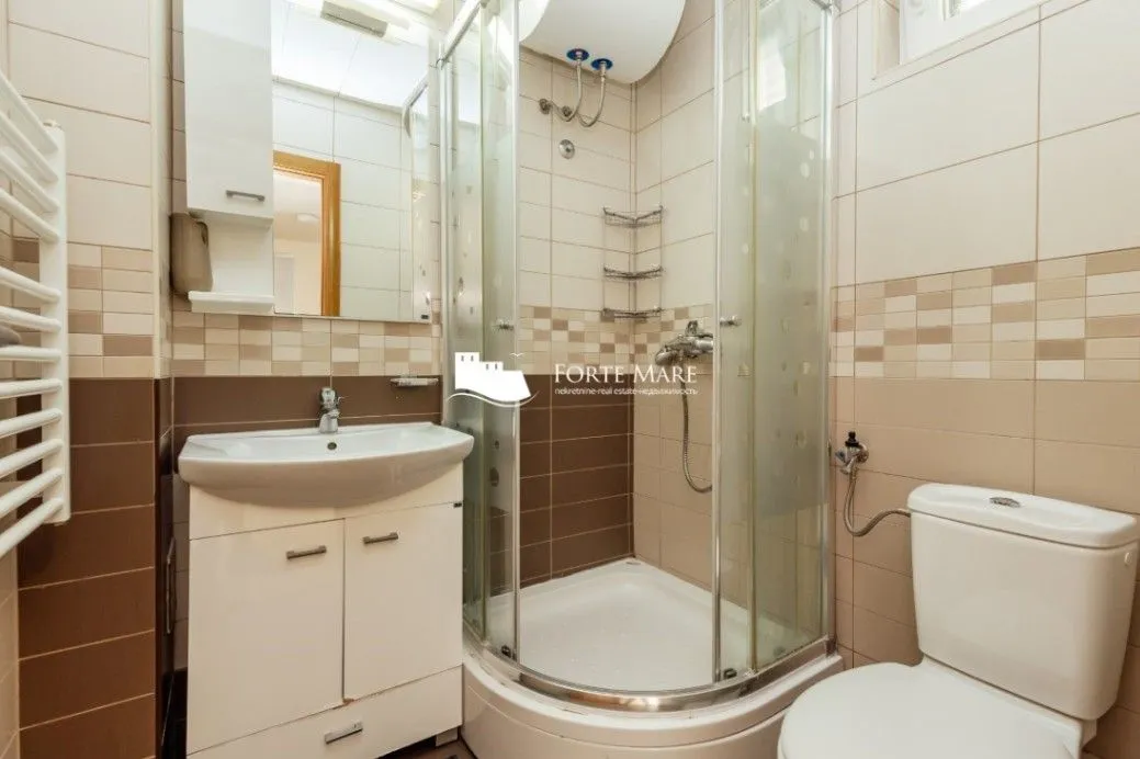 Prodaja, trosoban stan, 190m², Savina, Herceg Novi