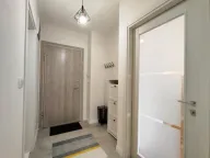Izdavanje, jednosoban stan, 49m², Central Point, Podgorica - image 3