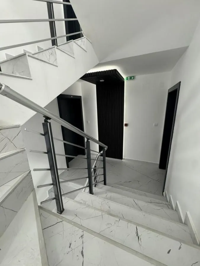 Prodaja, stan, 136m², Telep, Novi Sad Sve Podlokacije