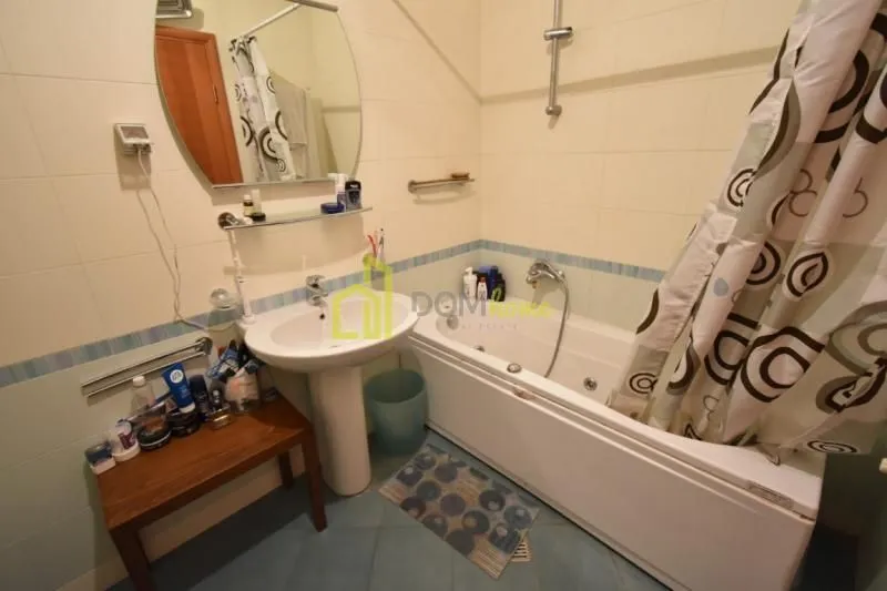 Izdavanje, trosoban stan, 117m², Preko Morače, Podgorica