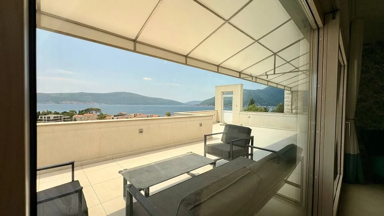 Rent, two bedroom apartment, 100m², Tivat, Crna Gora