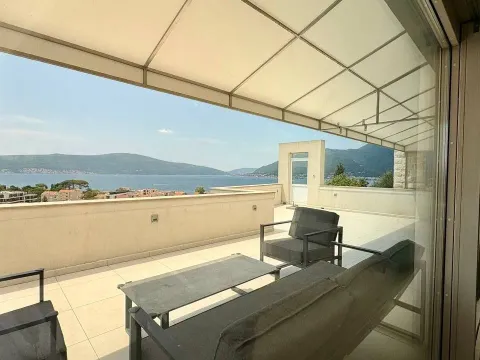 Rent, two bedroom apartment, 100m², Tivat, Crna Gora - image 21