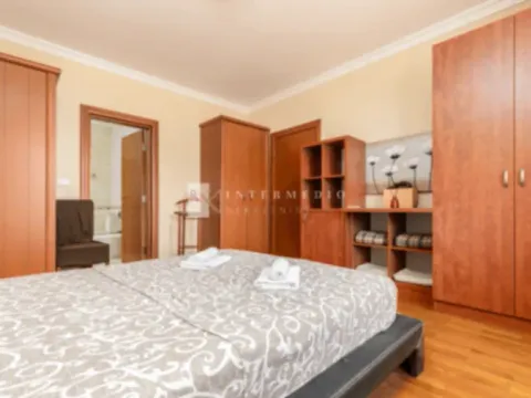 Izdavanje, jednosoban stan, 92m², Centar, Herceg Novi - image 7