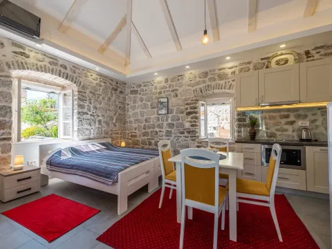 Sale, house, 290m², Perast, Kotor - image 6