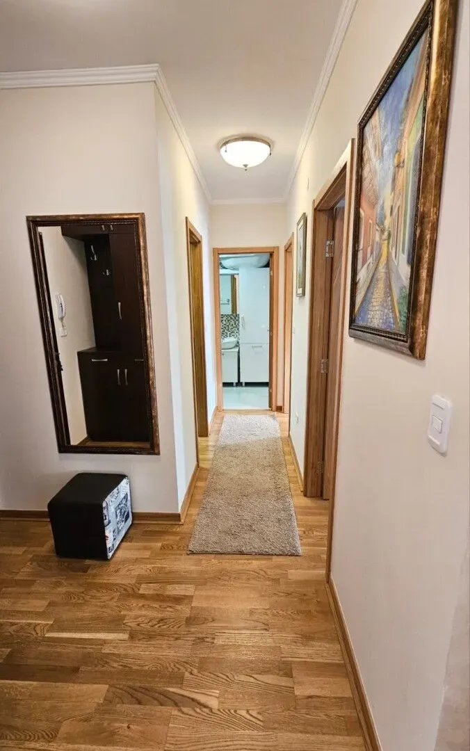 Izdavanje, dvosoban stan, 64m², City Kvart, Podgorica