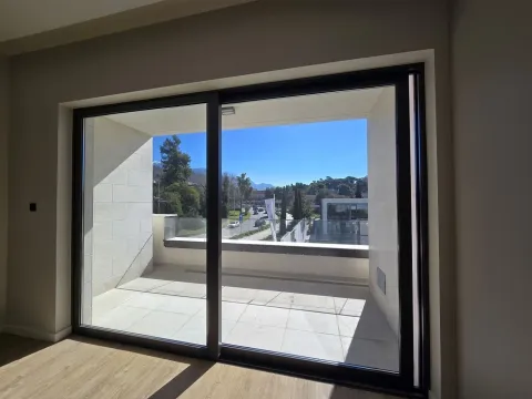 Prodaja, dvosoban stan, 93m², Tivat, Crna Gora - image 5