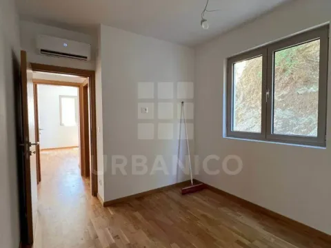 Sale, two bedroom apartment, 62m², Bečići, Budva - image 4
