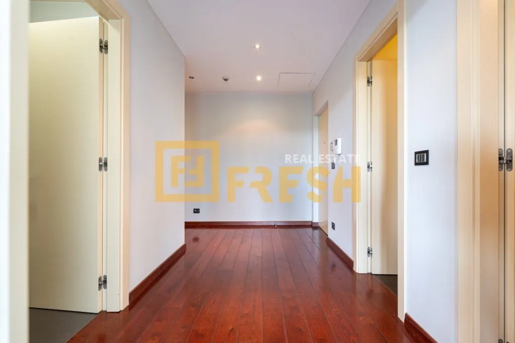 Prodaja, trosoban stan, 188m², Preko Morače, Podgorica