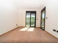 Rent, three bedroom apartment, 111m², Vezirov Most, Podgorica - image 8