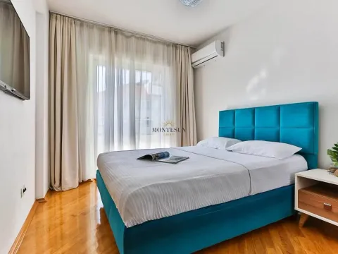 Rent, three bedroom apartment, 140m², Centar, Budva - image 5
