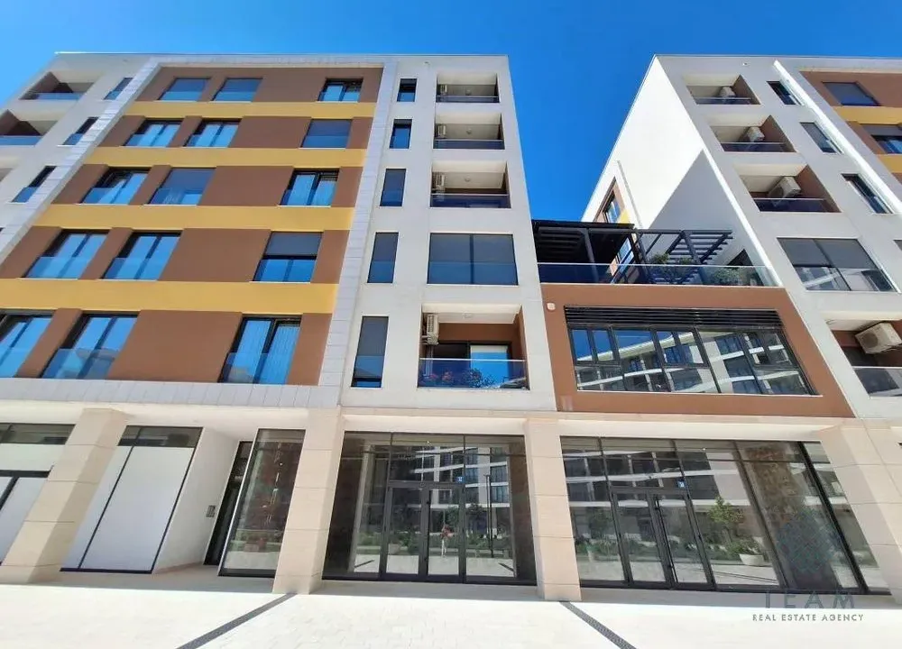 Rent, office space, 357m², Kod Capital Plaze, Podgorica