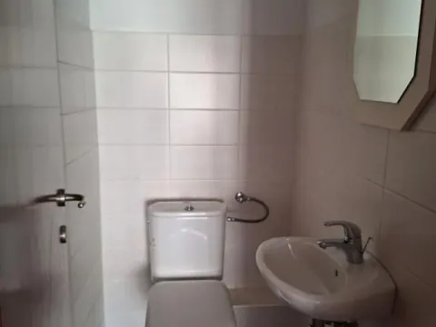 Izdavanje, dvosoban stan, 58m², Centar, Novi Sad - image 11