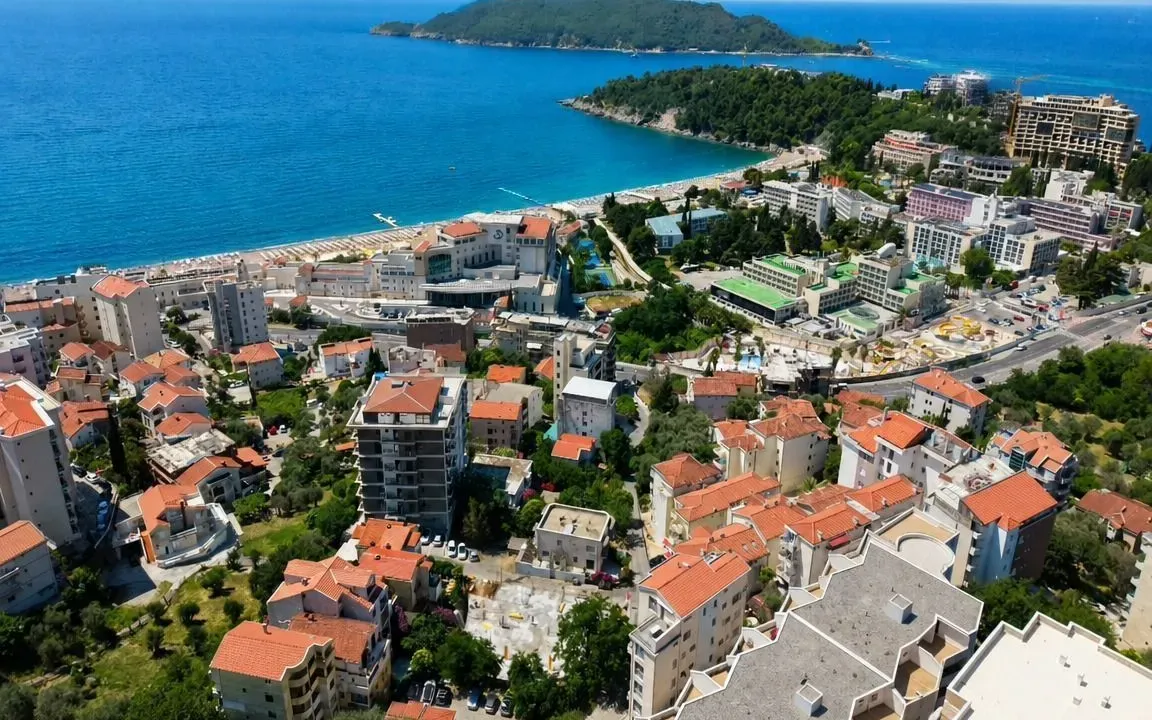 Sale, one bedroom apartment, 47m², Bečići, Budva