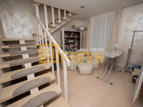 Prodaja, kuća, 300m², Tivat, Crna Gora - image 9