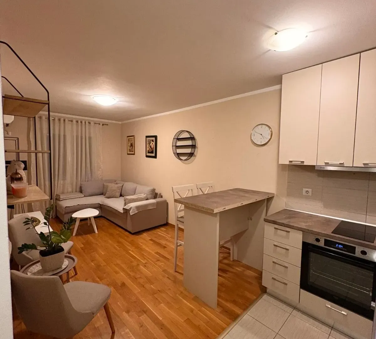 Izdavanje, jednosoban stan, 33m², Zabjelo, Podgorica