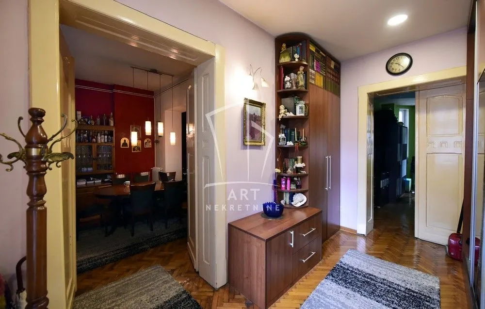 Sale, three bedroom apartment, 86m², Vračar Sve Podlokacije, Beograd