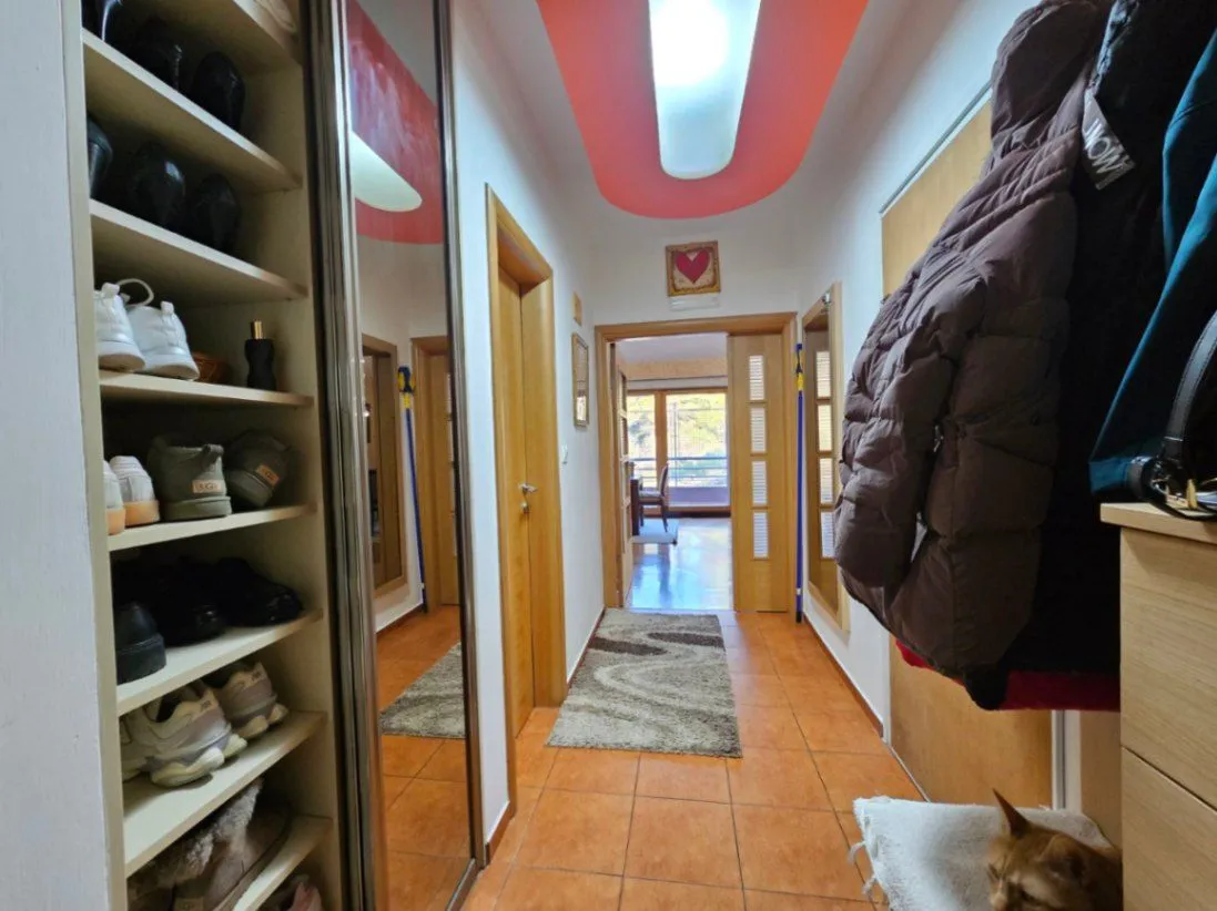 Prodaja, trosoban stan, 136m², Pod Goricom, Podgorica