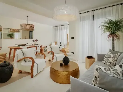 Izdavanje, stan, 90m², Tivat, Crna Gora