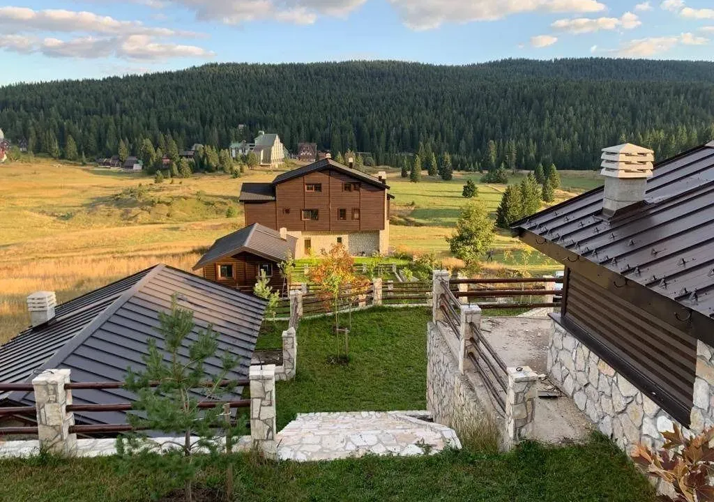 Sale, house, 800m², Žabljak II, Žabljak