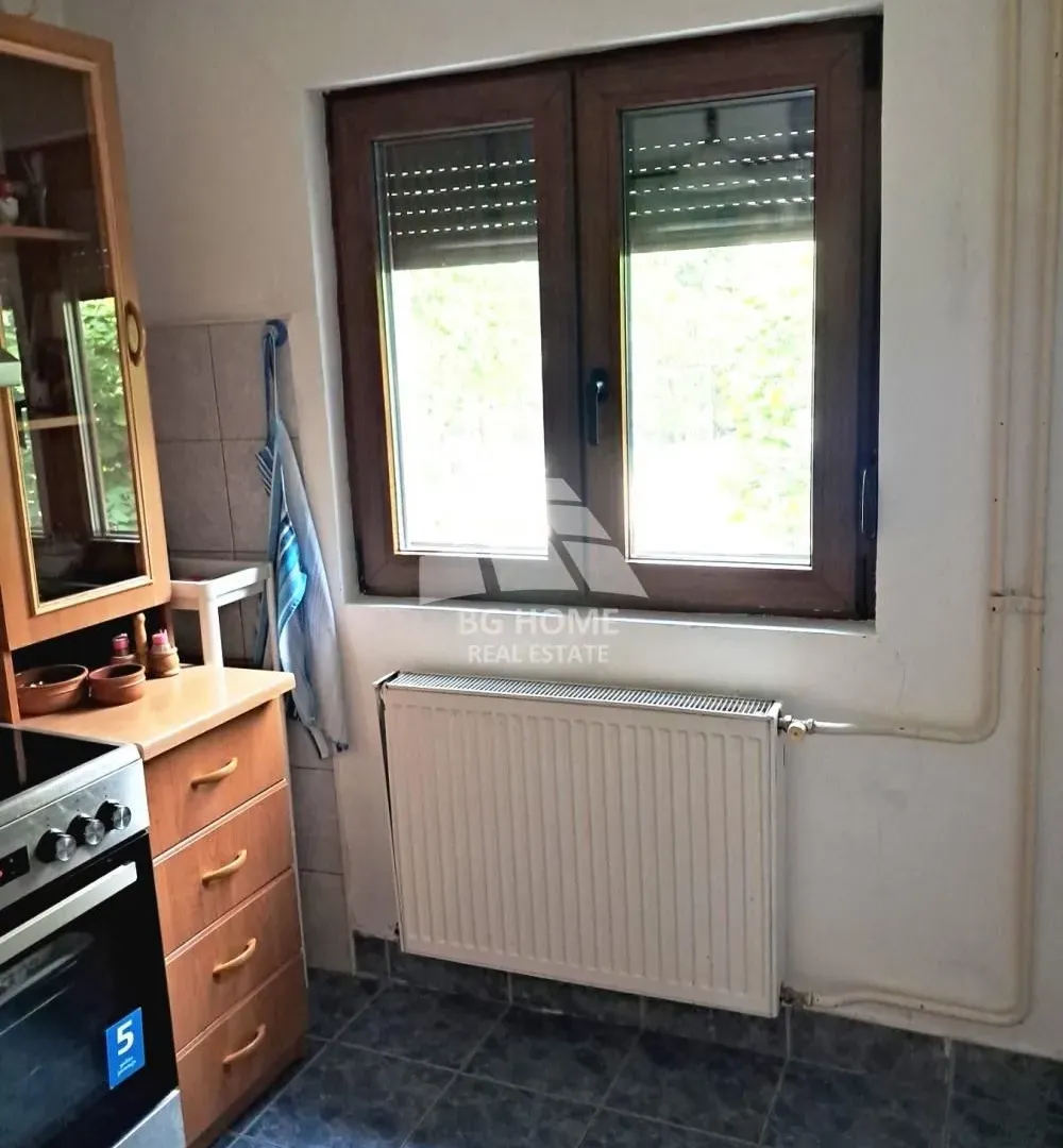 Prodaja, kuća, 52m², Uciteljsko Naselje, Zvezdara Sve Podlokacije