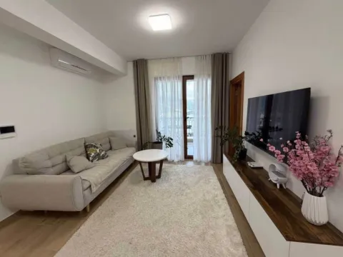 Prodaja, dvosoban stan, 54m², Bečići, Budva - image 4