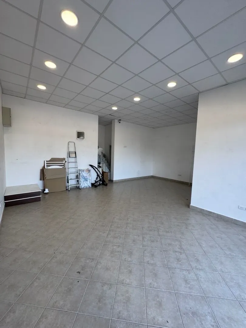 Rent, office space, 120m², Stari Aerodrom, Podgorica