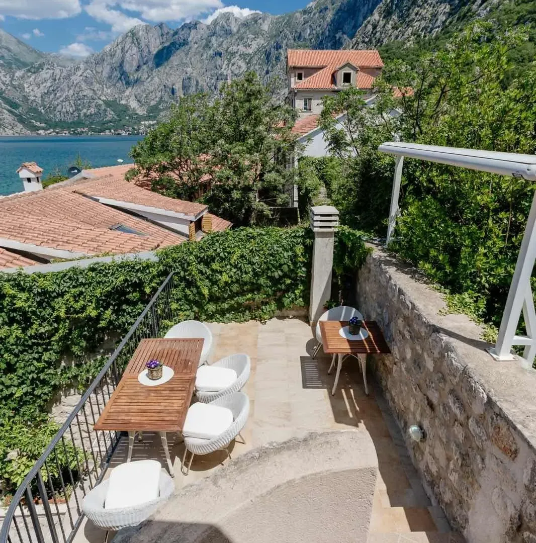 Prodaja, kuća, 370m², Kotor, Crna Gora