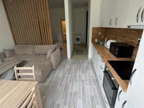 Izdavanje, jednosoban stan, 42m², Bar, Crna Gora