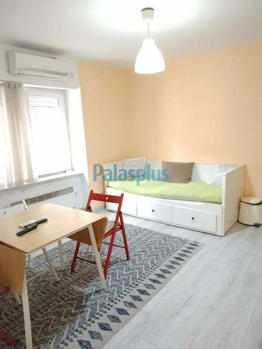 Prodaja, dvosoban stan, 43m², Zeleni Venac, Beograd