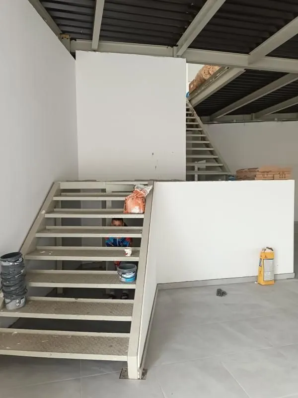 Rent, office space, 650m², Zemun Ugrinovci, Zemun Sve Podlokacije