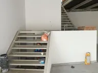 Izdavanje, poslovni prostor, 650m², Zemun Ugrinovci, Zemun Sve Podlokacije - image 8