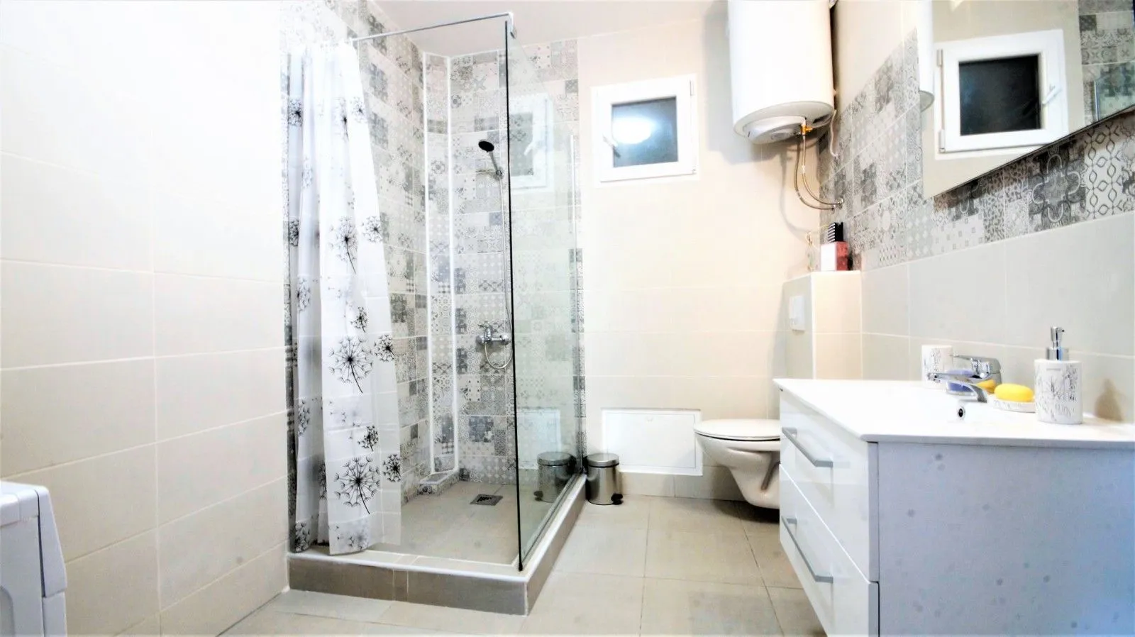 Prodaja, stan, 78m², Tivat, Crna Gora