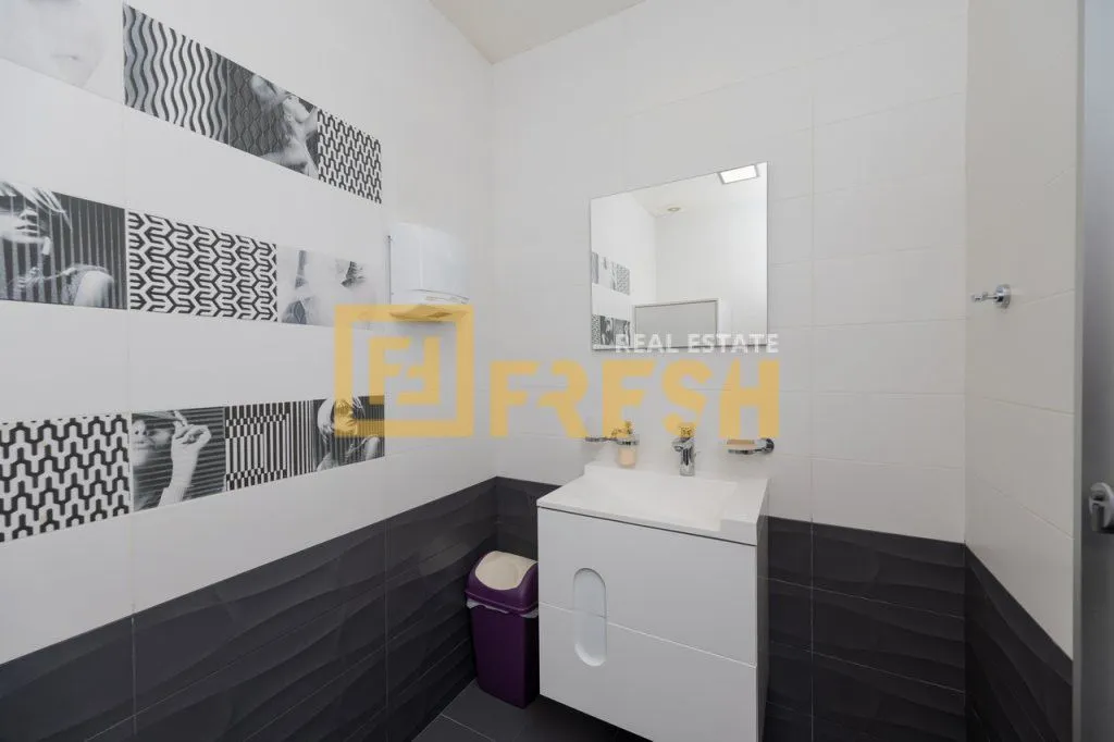 Rent, office space, 75m², Centar, Podgorica