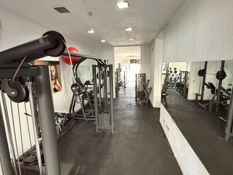 Izdavanje, poslovni prostor, 150m², Centar, Bar - image 10
