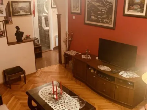 Izdavanje, jednosoban stan, 420m², Preko Morače, Podgorica - image 10