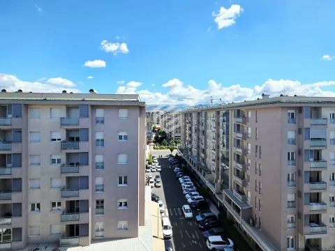 Prodaja, jednosoban stan, 53m², City Kvart, Podgorica - image 20