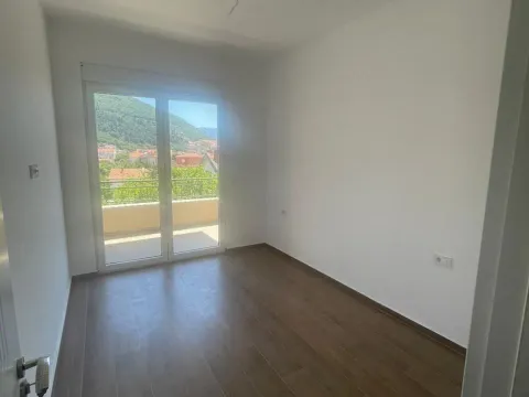 Sale, one bedroom apartment, 46m², Podmaine, Budva - image 6