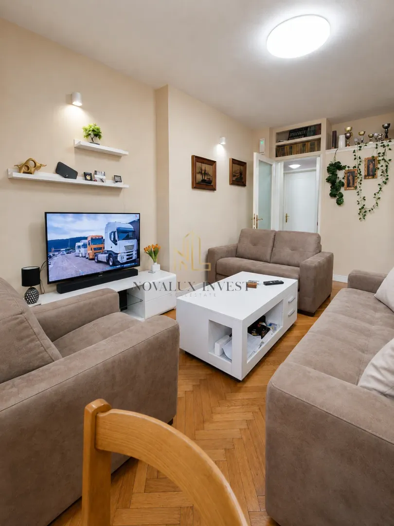 Prodaja, dvosoban stan, 64m², Centar, Podgorica