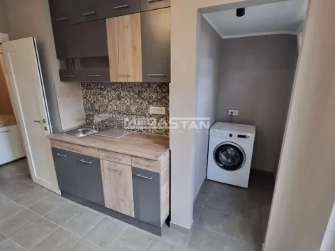 Izdavanje, dvosoban stan, 49m², Banovo Brdo, Beograd - image 6